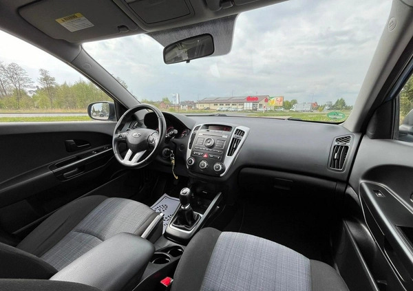 Kia Ceed cena 19900 przebieg: 139000, rok produkcji 2010 z Świdnica małe 301